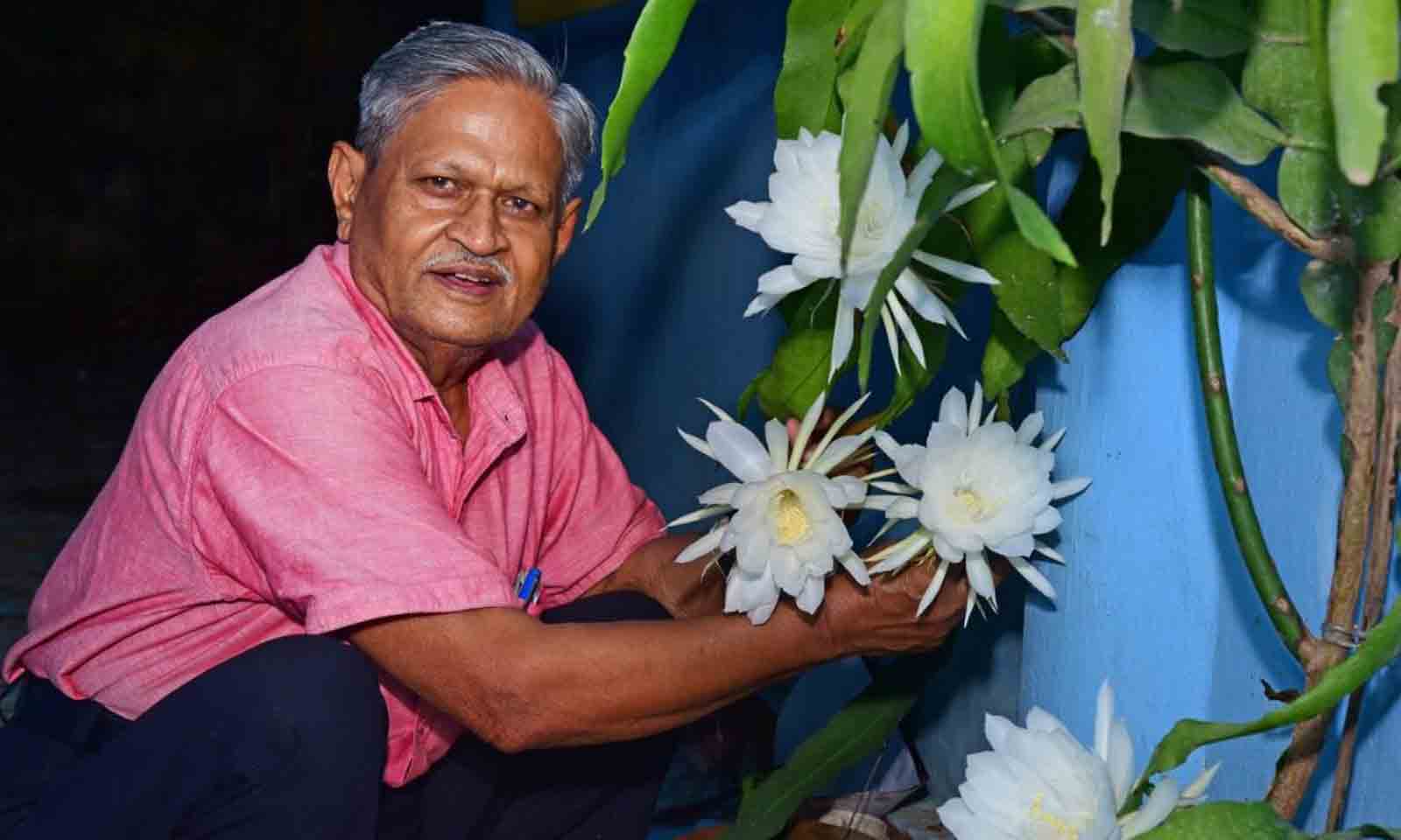 Harish Chandra Kar's odia prose Prakrutira Baichitra Brahma Kamala