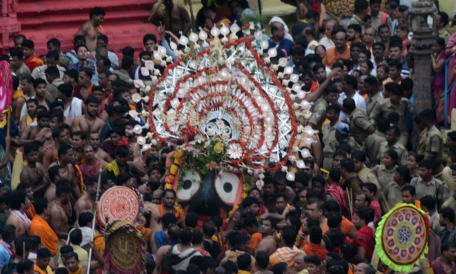 Bishwajeeban Mishra's odia prose Abheda Darshanam Jnanam