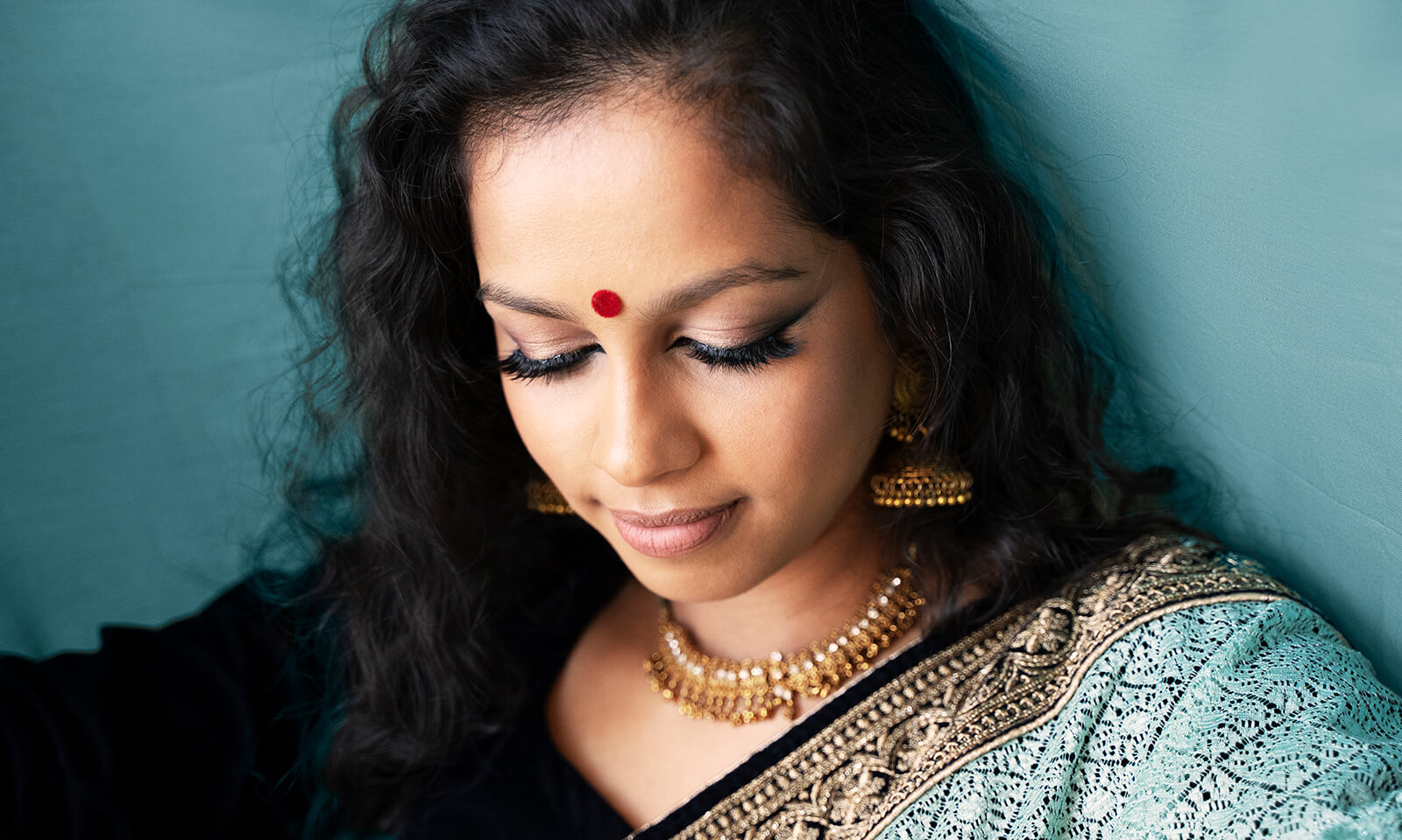 Dr Mousumi Parida's odia poem Naari - Kebe Nije Hin Nijara Parichaya