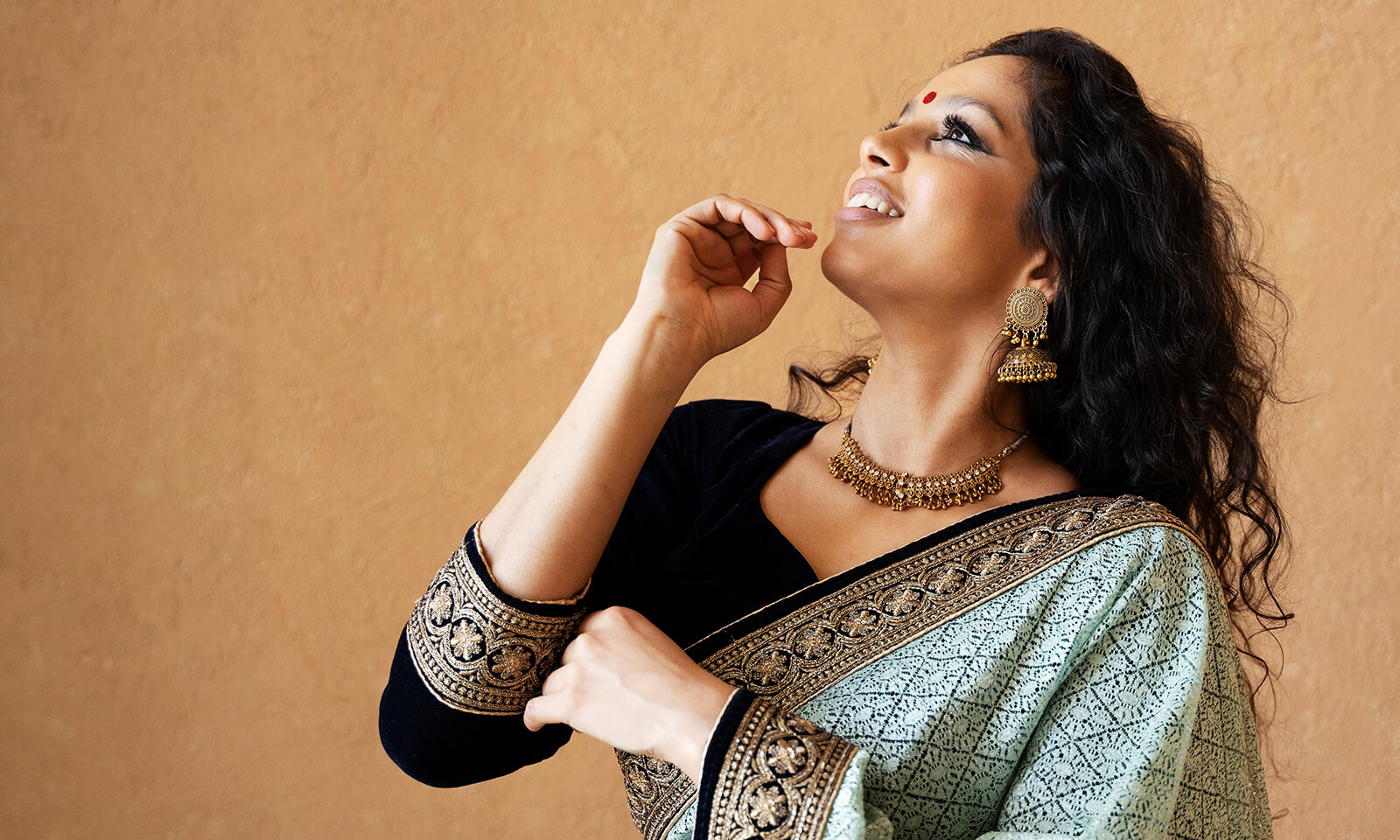 Kalyani Dash's odia poem Aakhira Taara