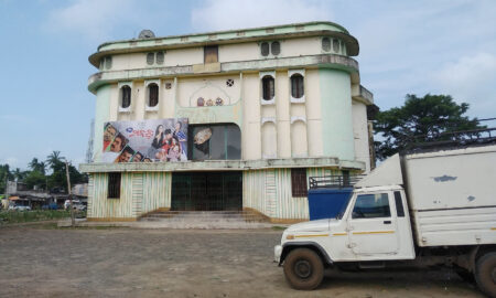 Golap Rout's odia poem Itihaasa Kada Leutauchhi